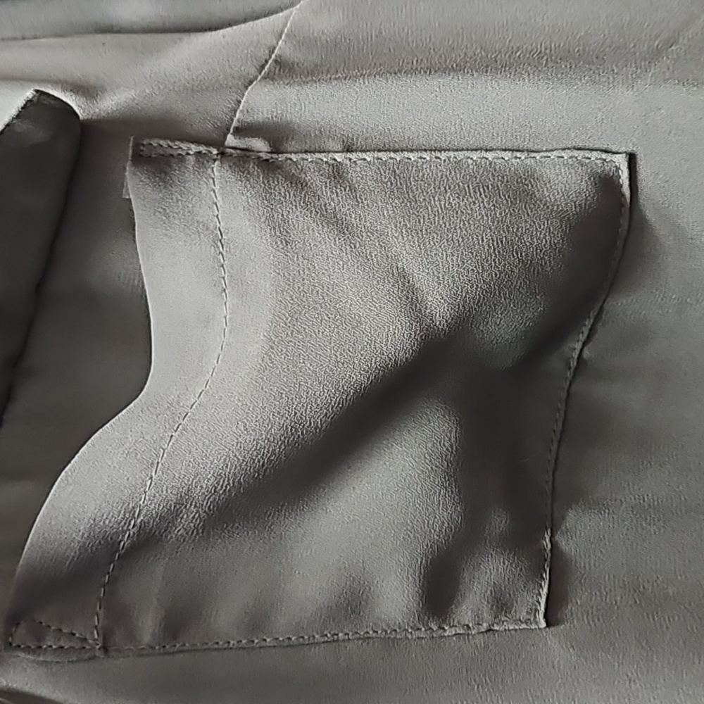 TORRID Olive Green Women's Top - Picture 4 of 5